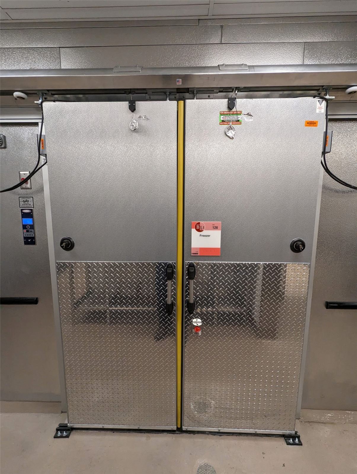 Stainless commercial refrigeration unit with double doors
